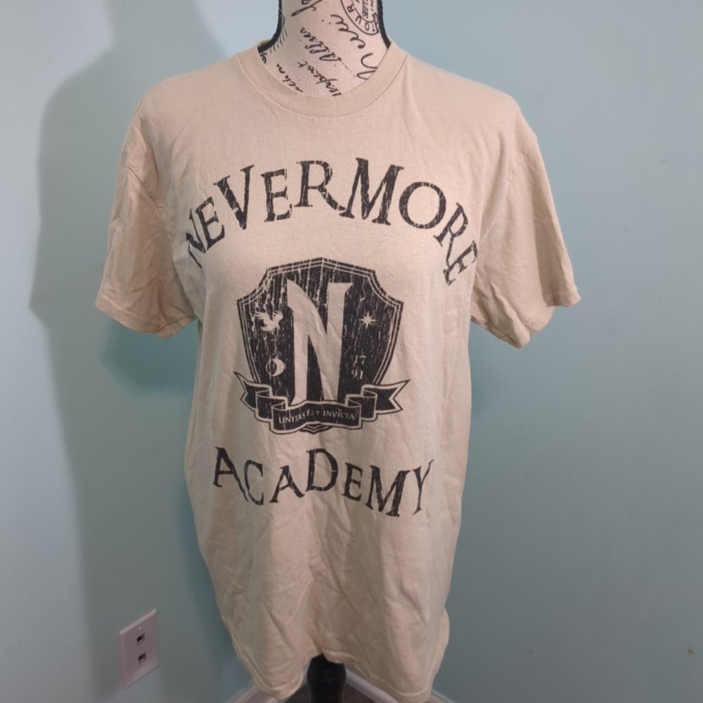 Goodie Two Sleeves Wednesday Never more Cream Graphic Tee medium